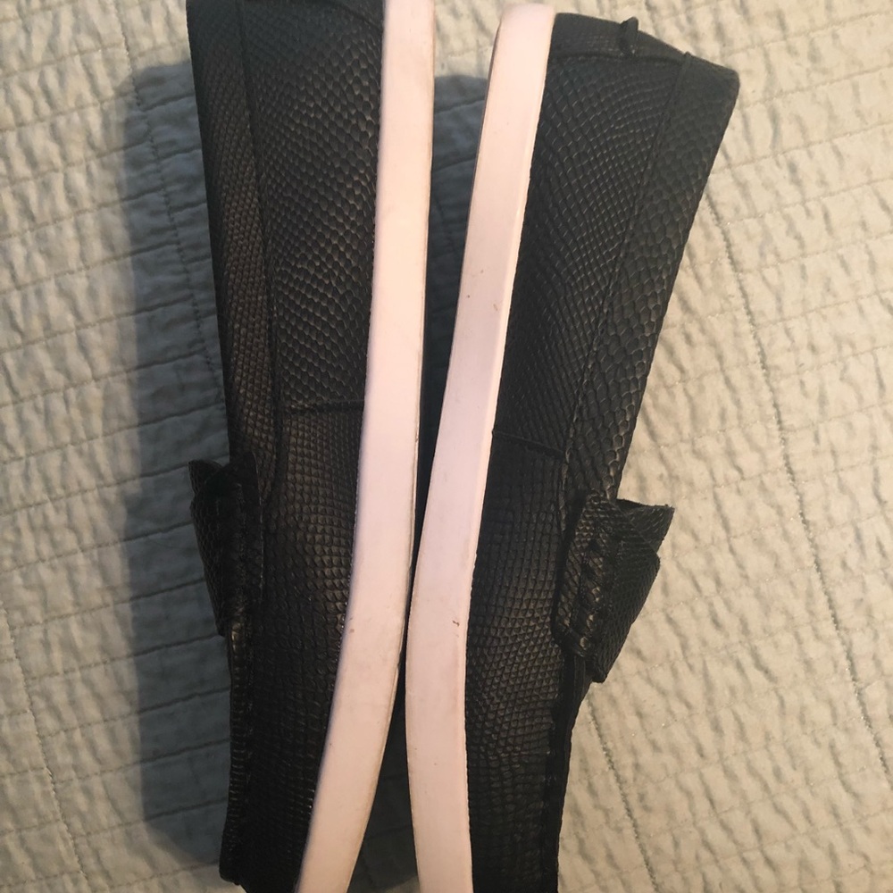 Black loafers. Cute and comfortable women’s 9